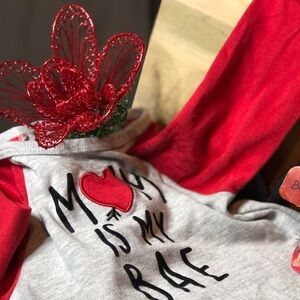 Red and Gray 'Mom is My BAE’ Shirt